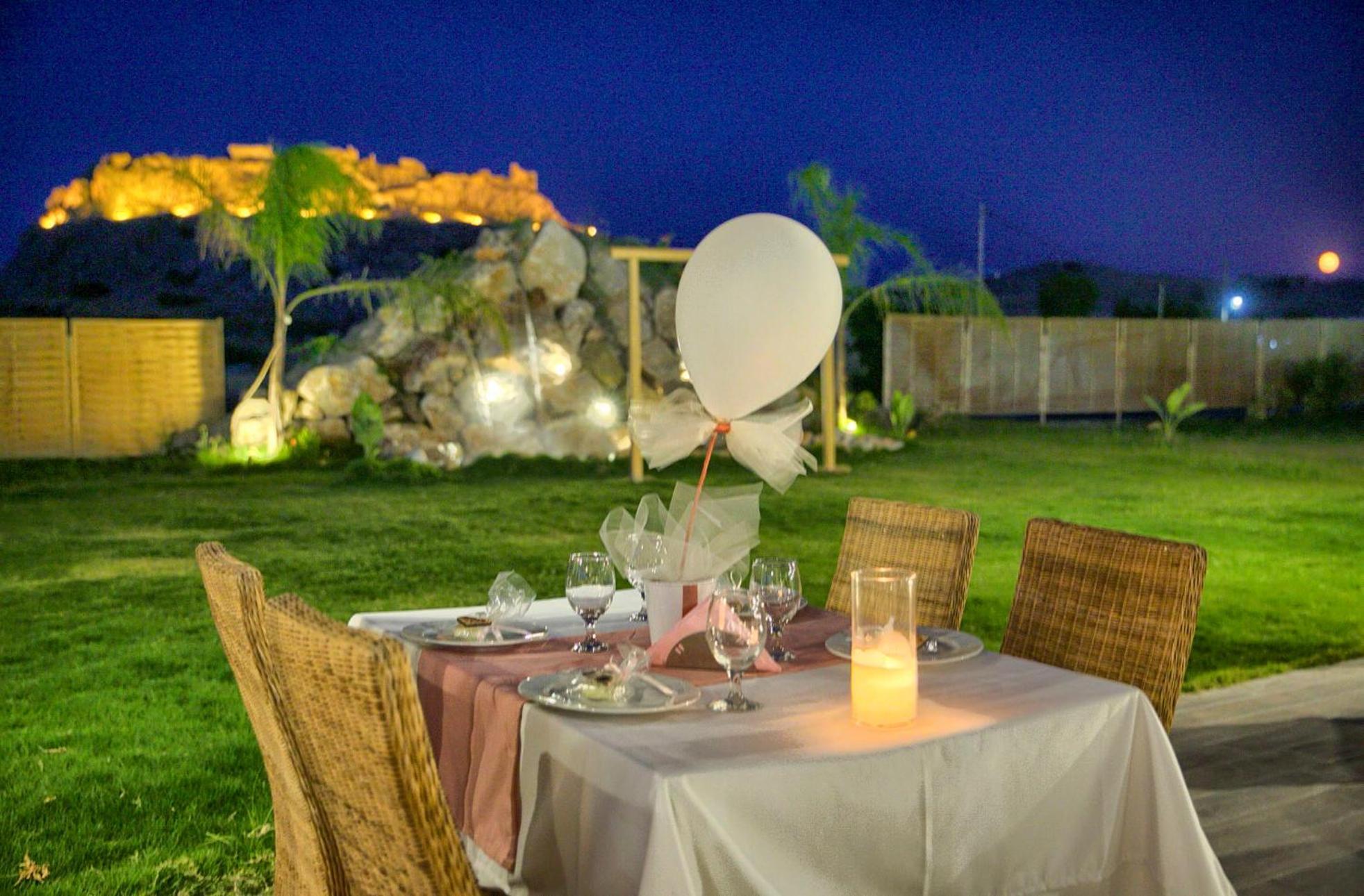 Hotel Alia Beachfront And 5*
