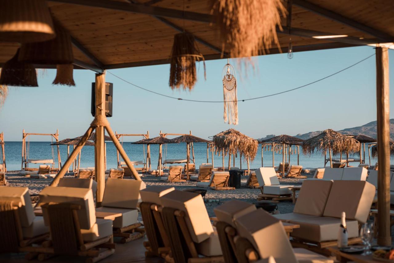 Alia Beachfront And Hotel 5*