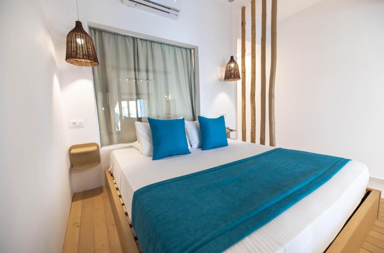 Alia Beachfront And 5* Charaki